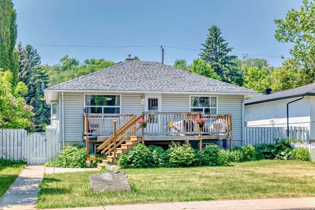 MLS® A2229789 - 8015 34 Avenue NW in Bowness Calgary, Residential