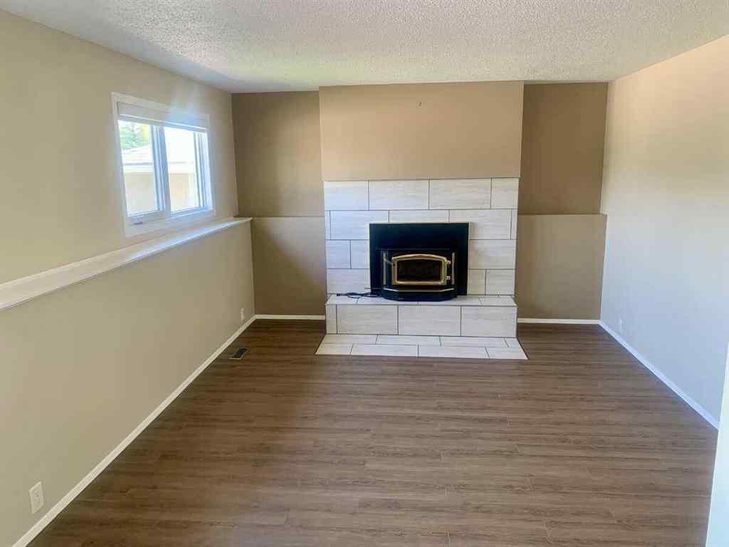 MLS® A2229806 - 471 Dalmeny Hill NW in Dalhousie Calgary, Residential