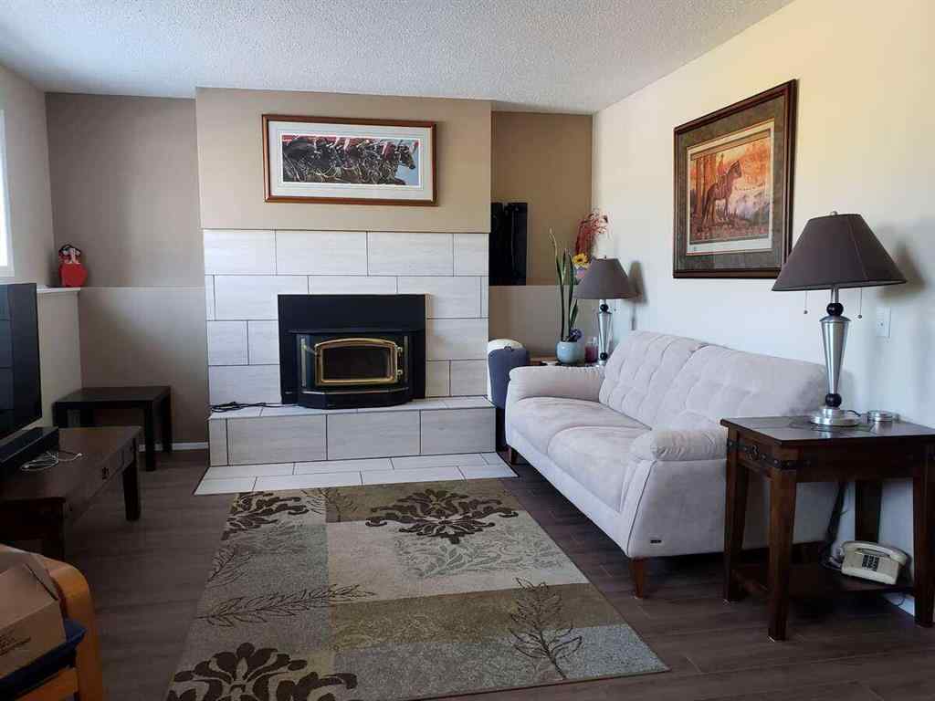 MLS® A2229806 - 471 Dalmeny Hill NW in Dalhousie Calgary, Residential