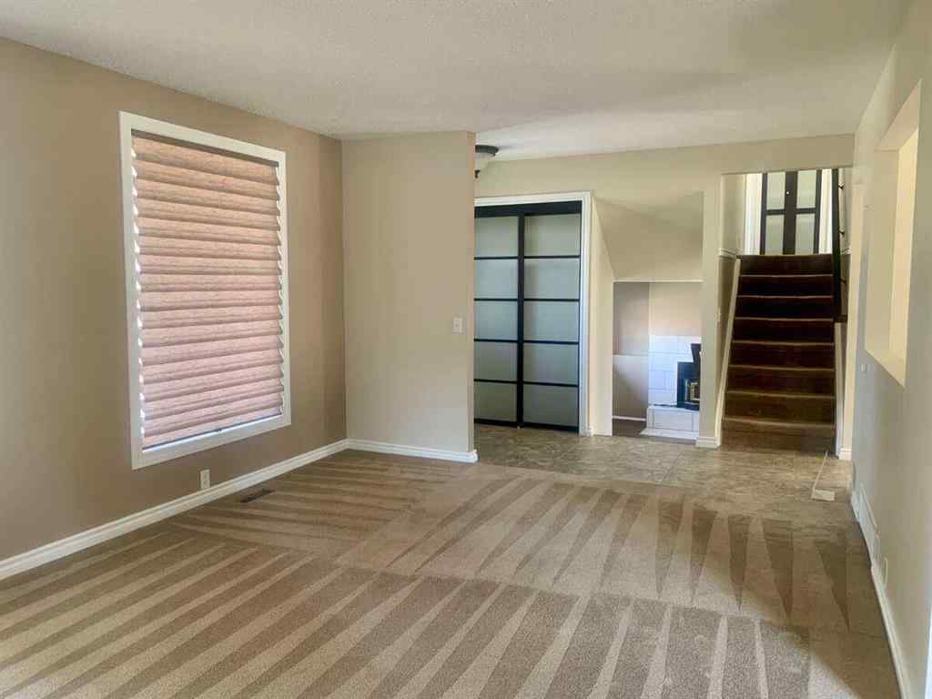 MLS® A2229806 - 471 Dalmeny Hill NW in Dalhousie Calgary, Residential