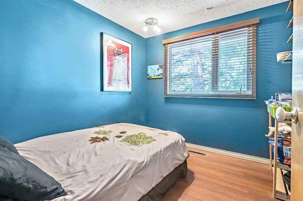 MLS® A2229831 - 2628 Lionel Crescent SW in Lakeview Calgary, Residential