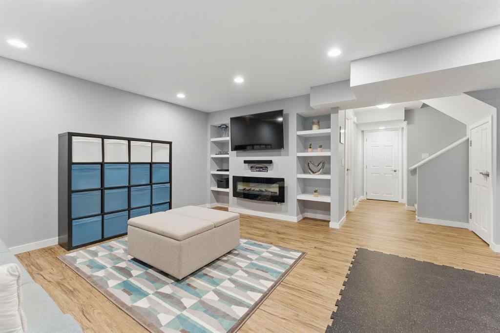 MLS® A2229842 - 230 Auburn Crest Way SE in Auburn Bay Calgary, Residential