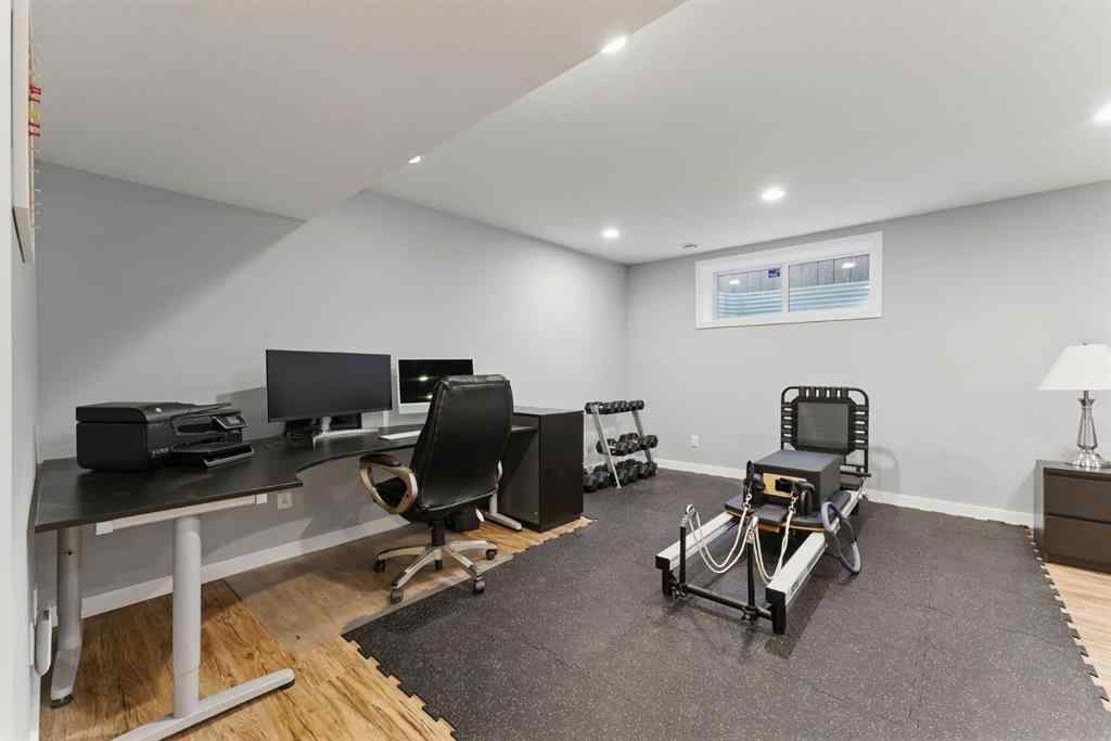 MLS® A2229842 - 230 Auburn Crest Way SE in Auburn Bay Calgary, Residential