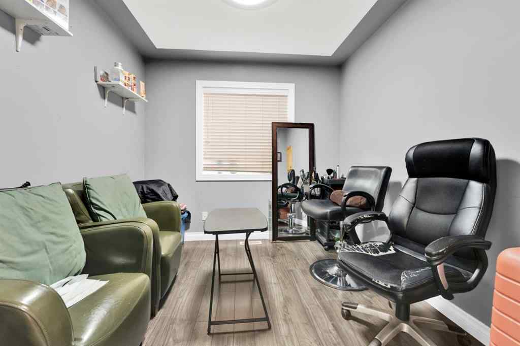 MLS® A2229878 - 185 Tarawood Place NE in Taradale Calgary, Residential