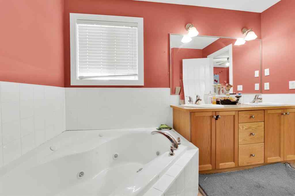 MLS® A2229878 - 185 Tarawood Place NE in Taradale Calgary, Residential