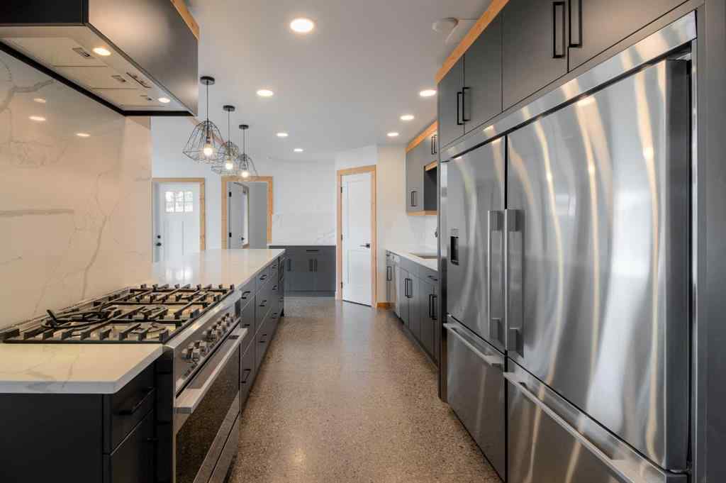 MLS® A2229885 - 33 Kananaskis Court  in NONE Coleman, Residential