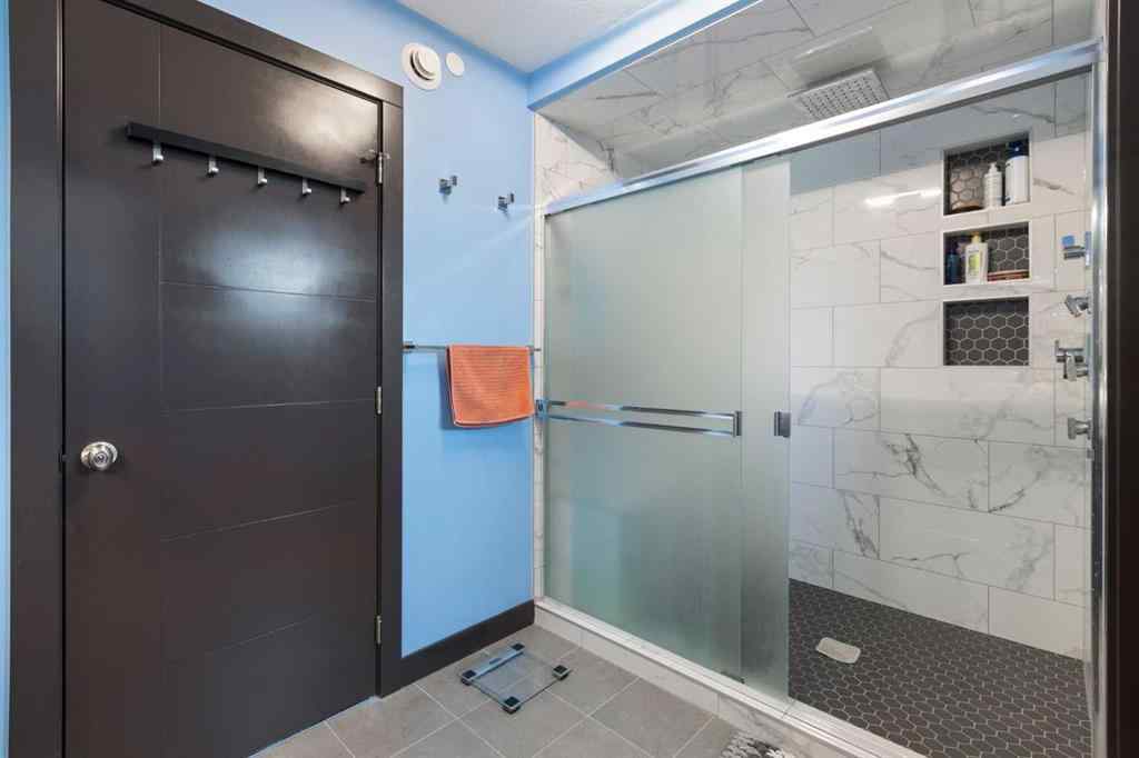 MLS® A2229891 - 670 Muirfield Crescent  in Lakes of Muirfield Lyalta, Residential