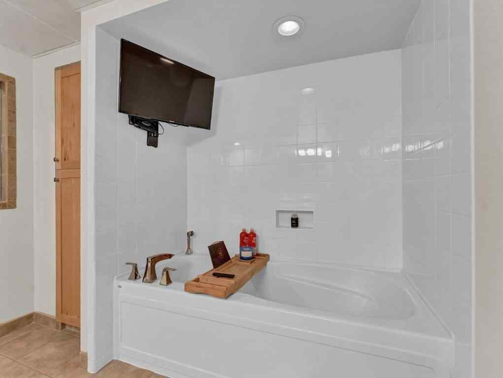 MLS® A2229911 - 7 Park Place W in Uplands Brooks, Residential