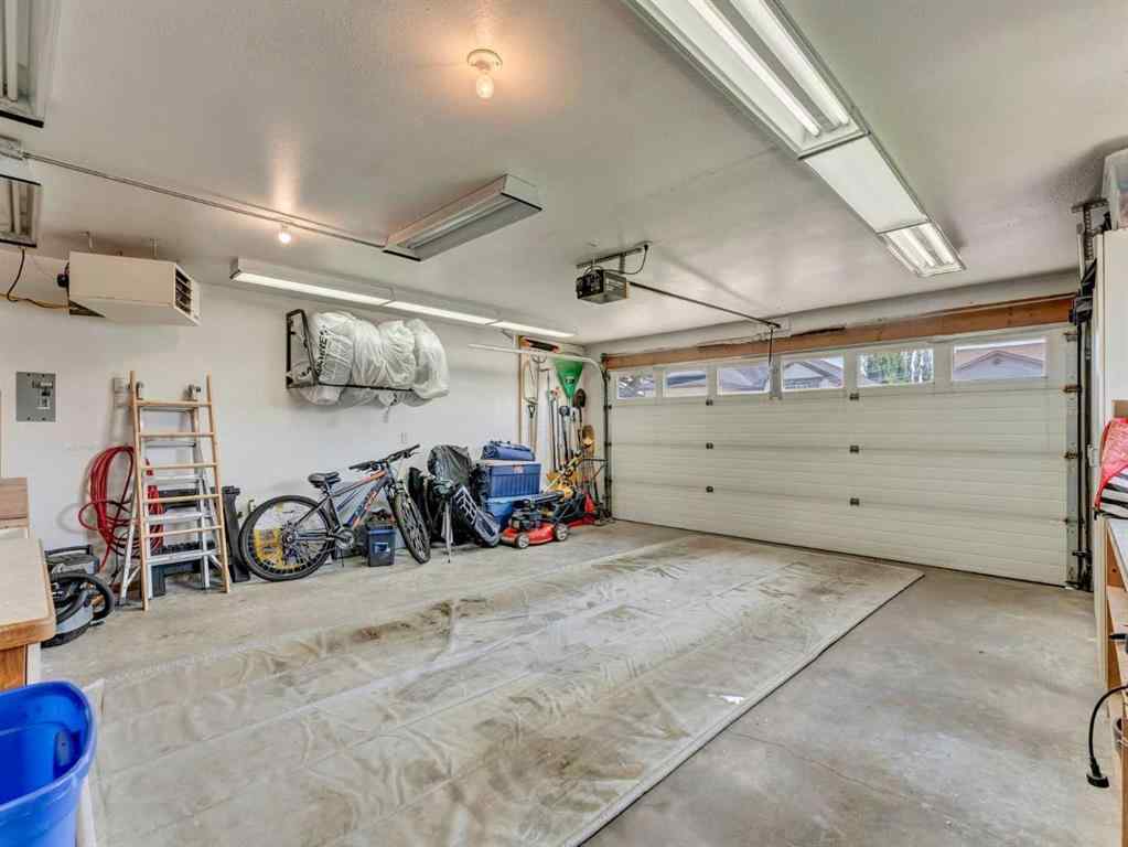 MLS® A2229911 - 7 Park Place W in Uplands Brooks, Residential