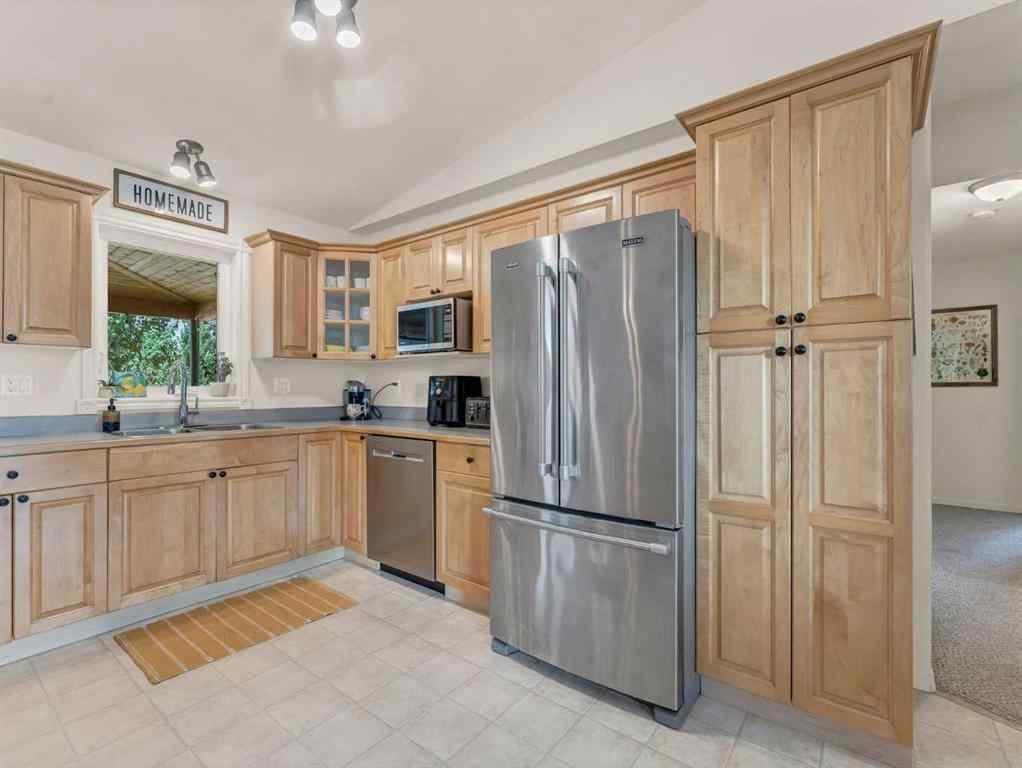 MLS® A2229911 - 7 Park Place W in Uplands Brooks, Residential