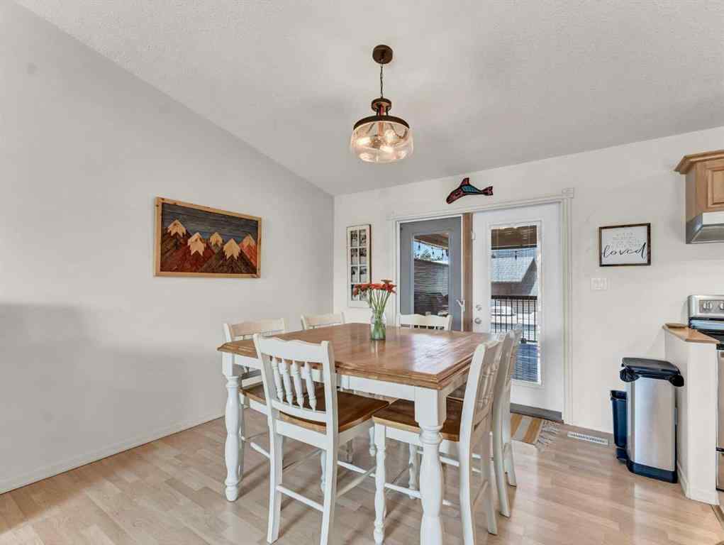 MLS® A2229911 - 7 Park Place W in Uplands Brooks, Residential