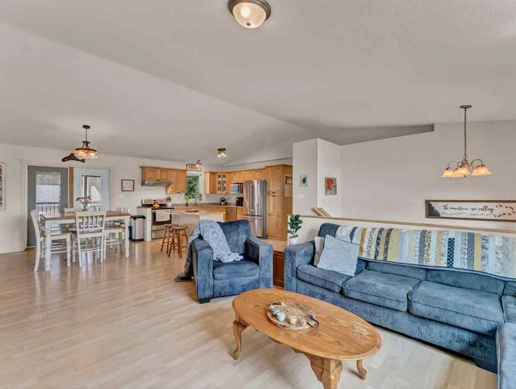 MLS® A2229911 - 7 Park Place W in Uplands Brooks, Residential