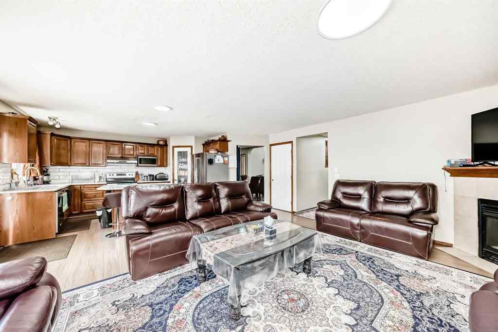 MLS® A2229913 - 186 Saddleland Crescent NE in Saddle Ridge Calgary, Residential
