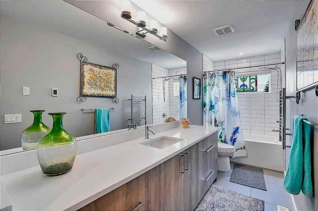 MLS® A2229947 - 2638 30 Street SW in Killarney/Glengarry Calgary, Residential