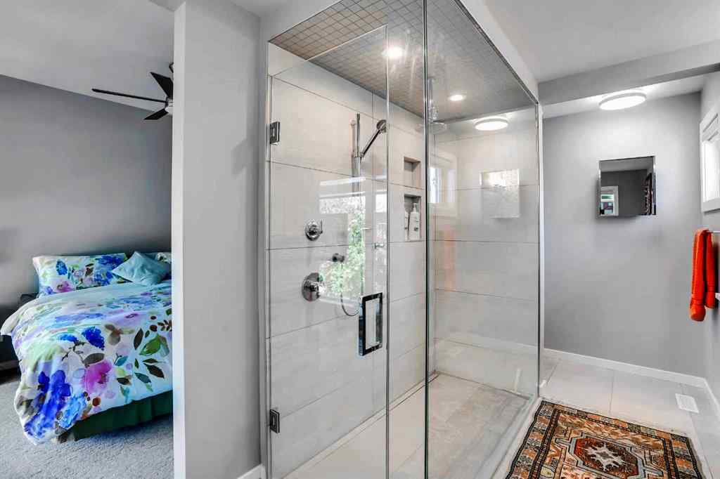 MLS® A2229947 - 2638 30 Street SW in Killarney/Glengarry Calgary, Residential