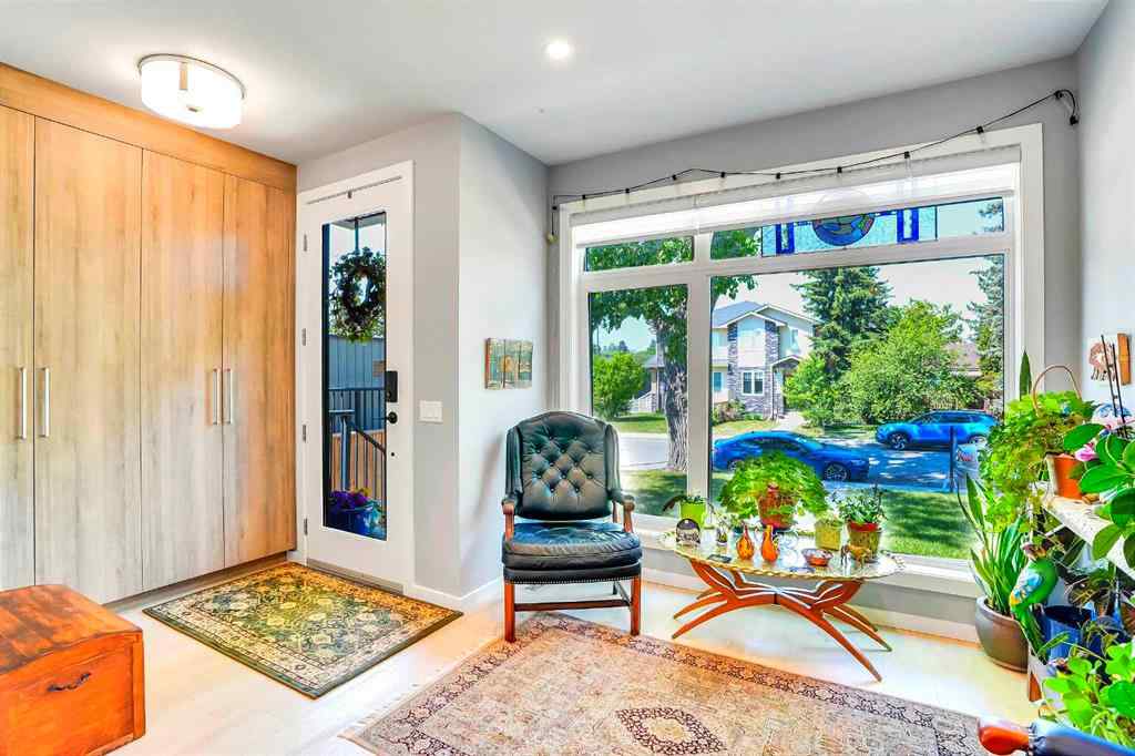 MLS® A2229947 - 2638 30 Street SW in Killarney/Glengarry Calgary, Residential