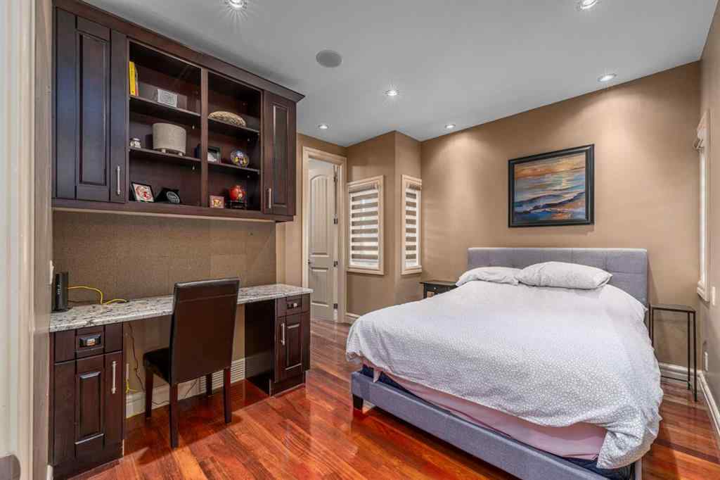 MLS® A2229957 - 2239 32 Street SW in Killarney/Glengarry Calgary, Residential