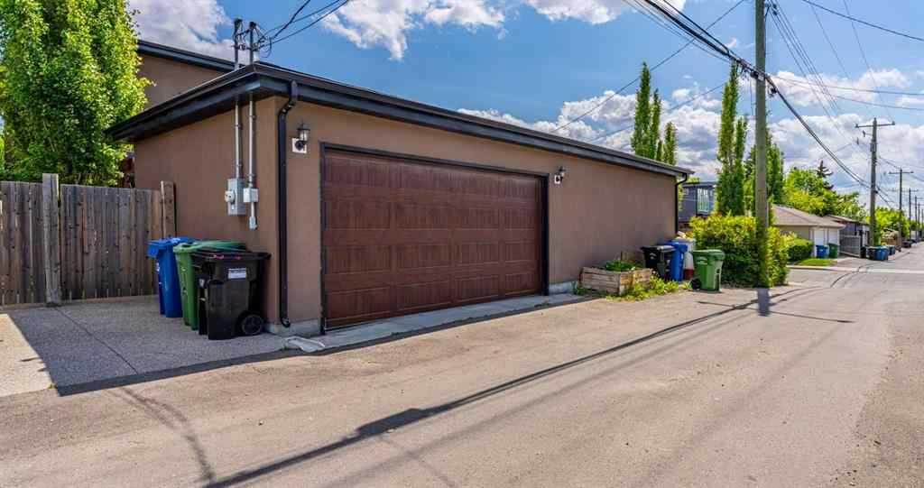 MLS® A2229957 - 2239 32 Street SW in Killarney/Glengarry Calgary, Residential
