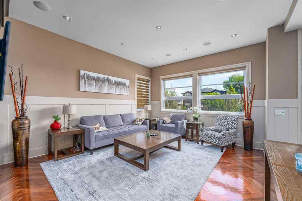 MLS® A2229957 - 2239 32 Street SW in Killarney/Glengarry Calgary, Residential