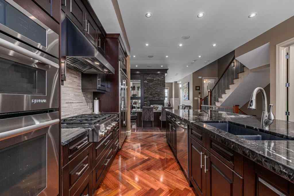 MLS® A2229957 - 2239 32 Street SW in Killarney/Glengarry Calgary, Residential