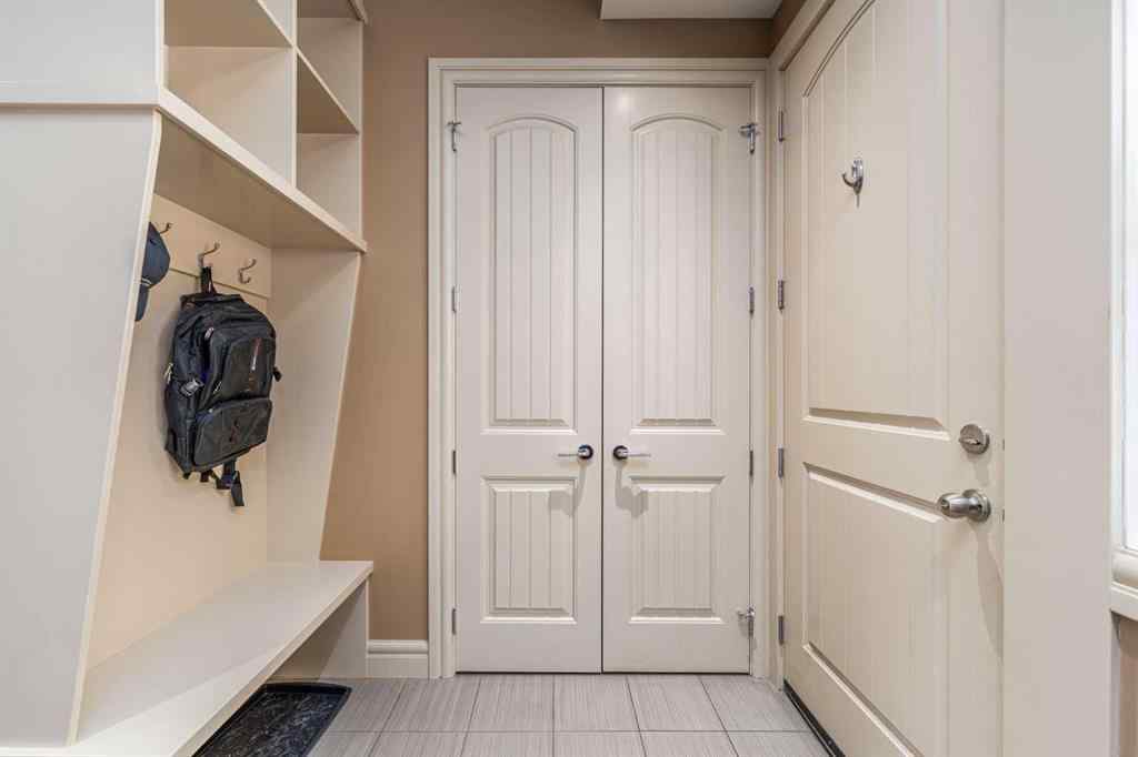 MLS® A2229957 - 2239 32 Street SW in Killarney/Glengarry Calgary, Residential