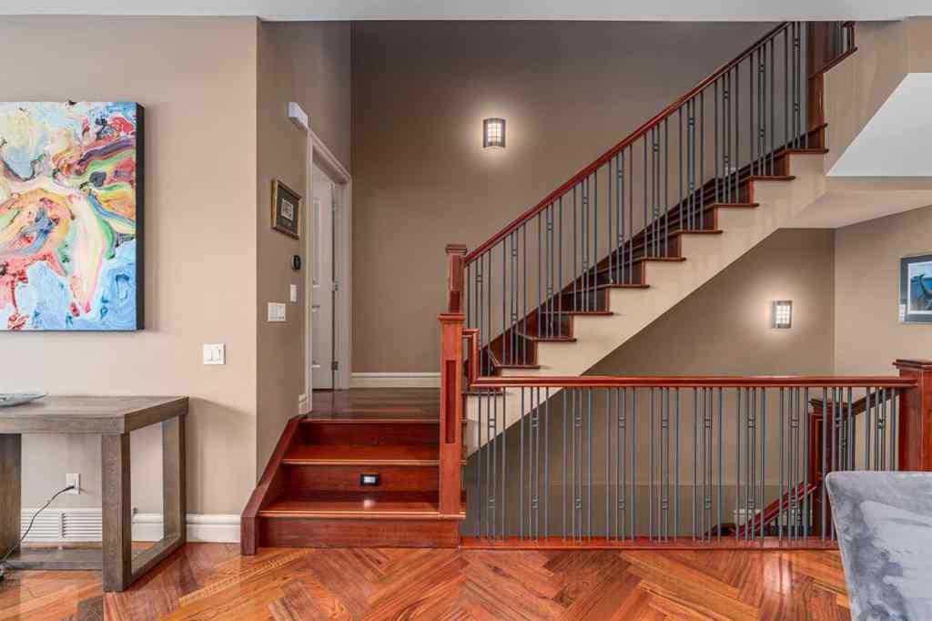 MLS® A2229957 - 2239 32 Street SW in Killarney/Glengarry Calgary, Residential
