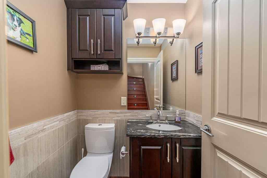 MLS® A2229957 - 2239 32 Street SW in Killarney/Glengarry Calgary, Residential