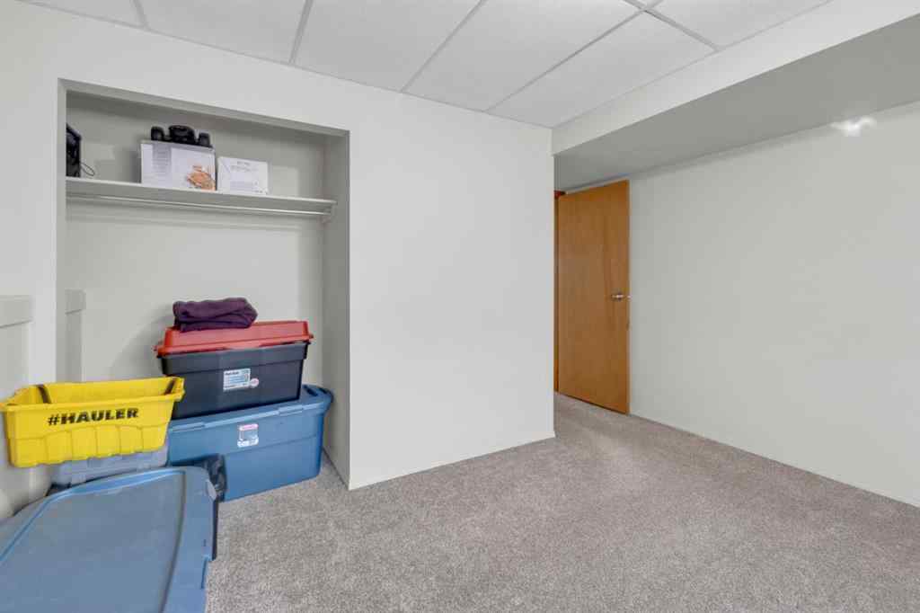 MLS® A2229962 - 6010 57 Avenue  in Lucas Heights Ponoka, Residential