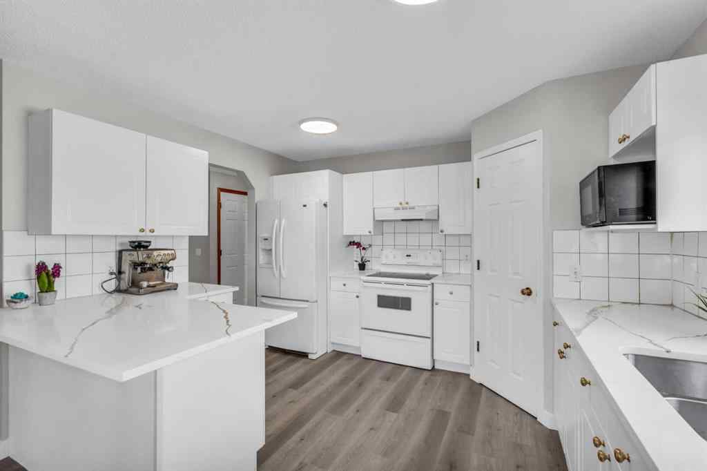 MLS® A2229972 - 18562 Chaparral Manor SE in Chaparral Calgary, Residential