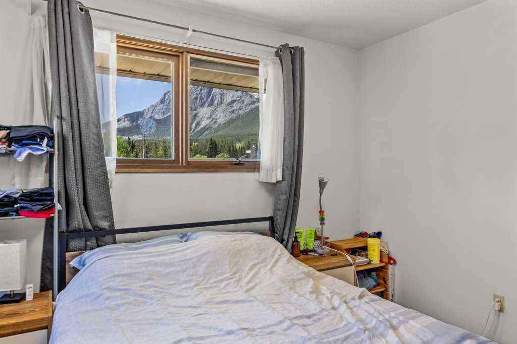 MLS® A2229973 - 4 Mount Rundle Place  in Town Centre_Canmore Canmore, Residential
