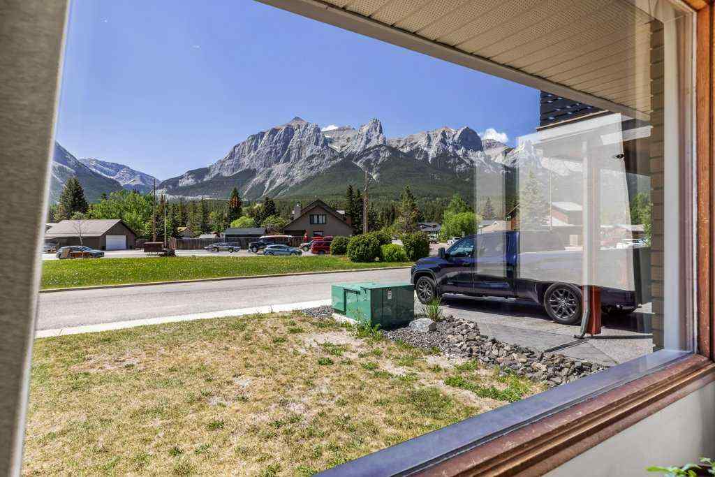 MLS® A2229973 - 4 Mount Rundle Place  in Town Centre_Canmore Canmore, Residential