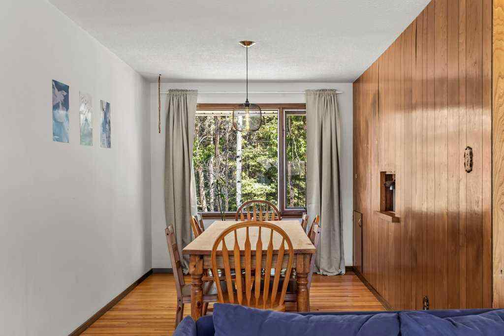 MLS® A2229973 - 4 Mount Rundle Place  in Town Centre_Canmore Canmore, Residential