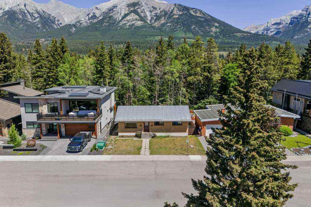 MLS® A2229973 - 4 Mount Rundle Place  in Town Centre_Canmore Canmore, Residential