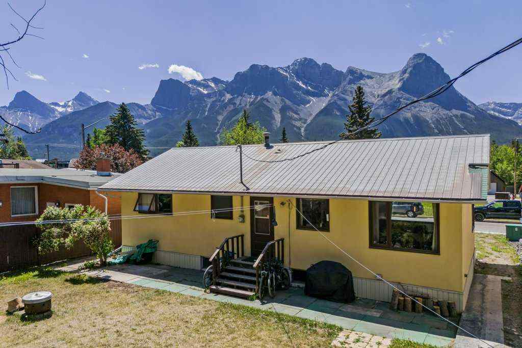MLS® A2229973 - 4 Mount Rundle Place  in Town Centre_Canmore Canmore, Residential