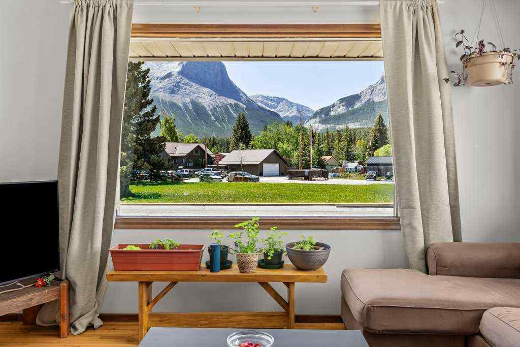 MLS® A2229973 - 4 Mount Rundle Place  in Town Centre_Canmore Canmore, Residential