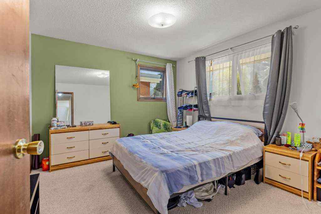 MLS® A2229973 - 4 Mount Rundle Place  in Town Centre_Canmore Canmore, Residential