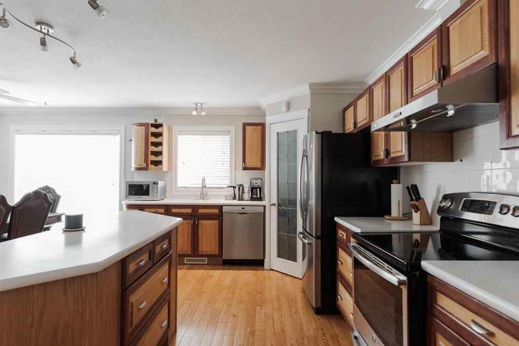 MLS® A2229981 - 122 Laboucane Bay  in Timberlea Fort McMurray, Residential