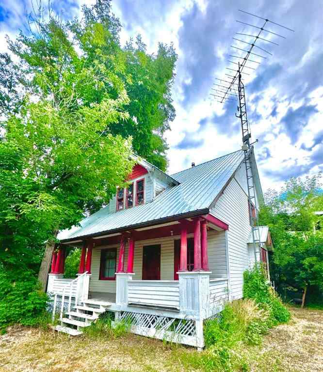 MLS® A2229991 - 41004 Range Road 215   in NONE Rural Lacombe County, Residential