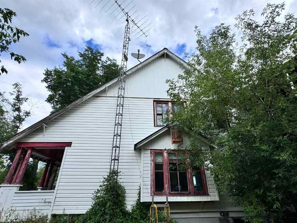 MLS® A2229991 - 41004 Range Road 215   in NONE Rural Lacombe County, Residential
