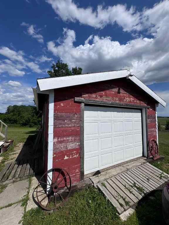 MLS® A2229994 - 240080 Township Road 422   in NONE Rural Ponoka County, Residential