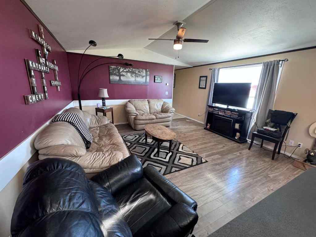 MLS® A2229994 - 240080 Township Road 422   in NONE Rural Ponoka County, Residential