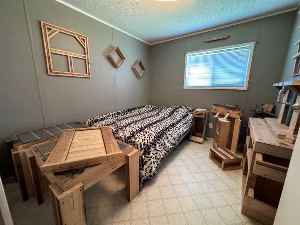 MLS® A2229994 - 240080 Township Road 422   in NONE Rural Ponoka County, Residential