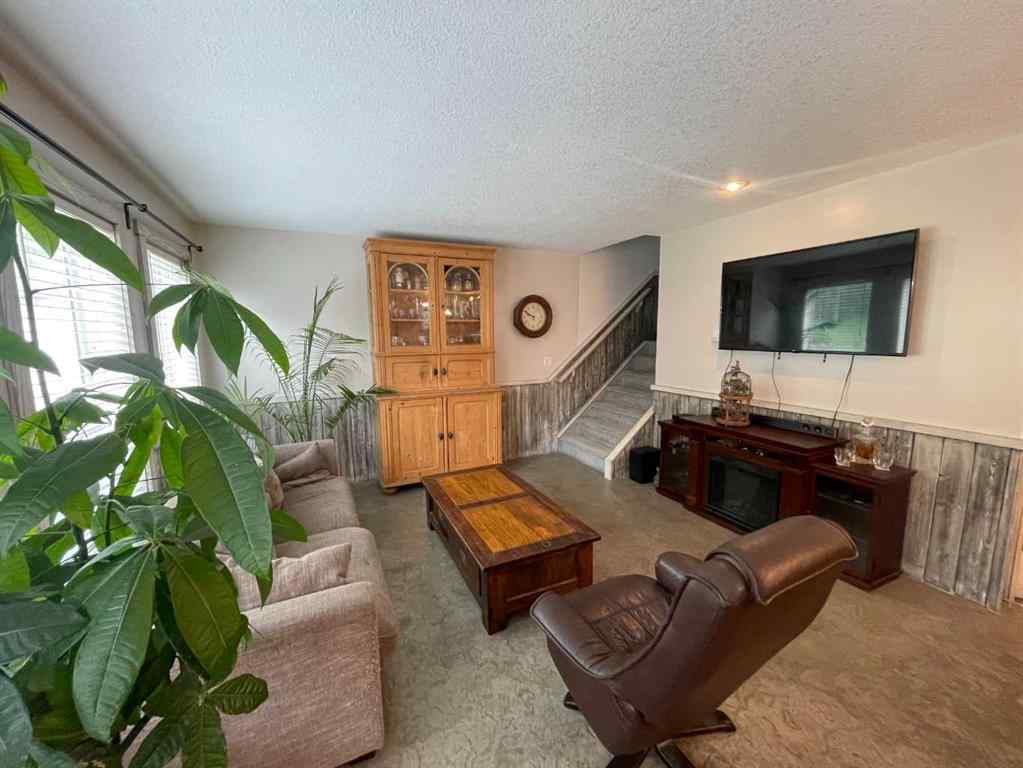 MLS® A2230004 - 225 Valarosa Place  in NONE Didsbury, Residential