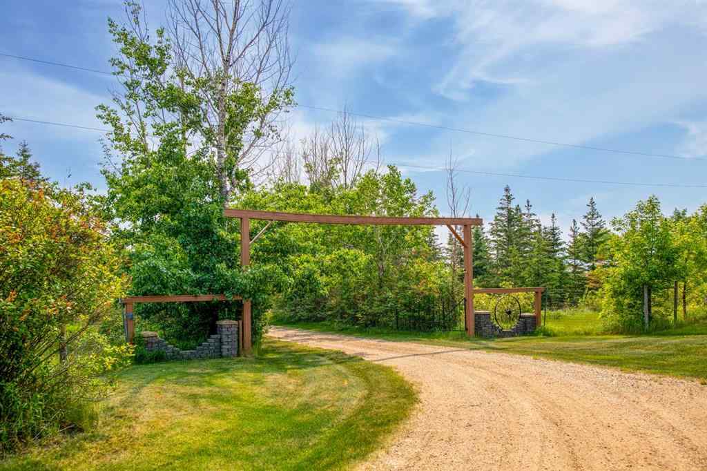 MLS® A2230005 -  NW 12-44-10-W4   in NONE Rural Flagstaff County, Residential