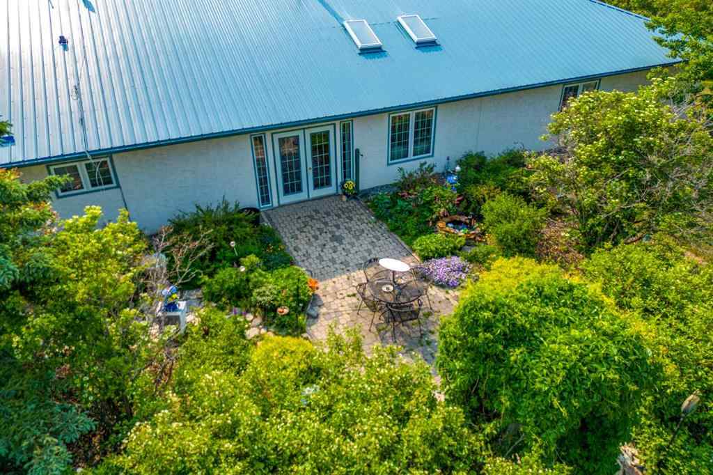 MLS® A2230005 -  NW 12-44-10-W4   in NONE Rural Flagstaff County, Residential