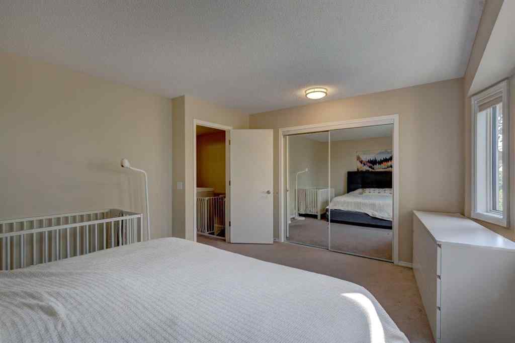 MLS® A2230017 - 211 Christie Park Mews SW in Christie Park Calgary, Residential