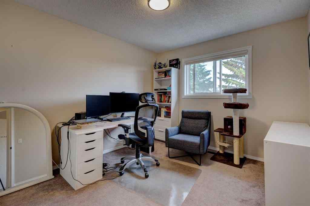 MLS® A2230017 - 211 Christie Park Mews SW in Christie Park Calgary, Residential