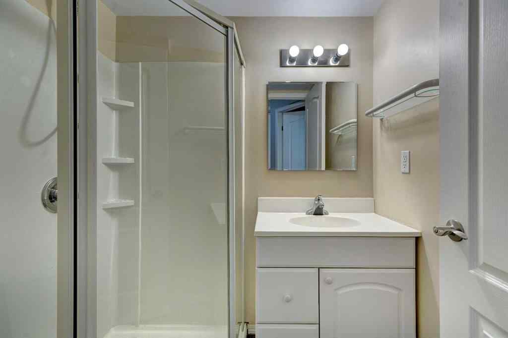MLS® A2230017 - 211 Christie Park Mews SW in Christie Park Calgary, Residential