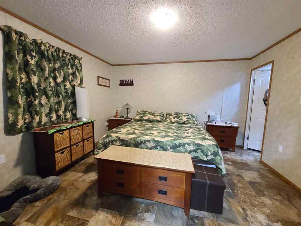 MLS® A2230026 - 5533 and 5531 51 Street  in NONE Berwyn, Residential