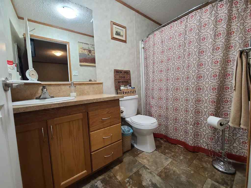 MLS® A2230026 - 5533 and 5531 51 Street  in NONE Berwyn, Residential